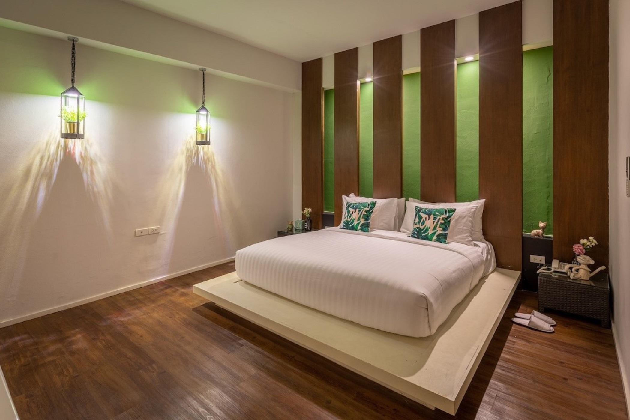 Baan Oliver Srinakarin Bangkok Exterior foto